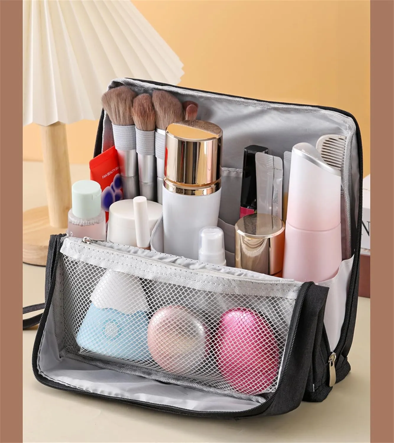 Doresty Makeup Bag, Doresty Standing Makeup Bag, Multi-purpose Large Capacity Oxford Cloth Standing Makeup Bags, Waterproof, Portable (Beige)