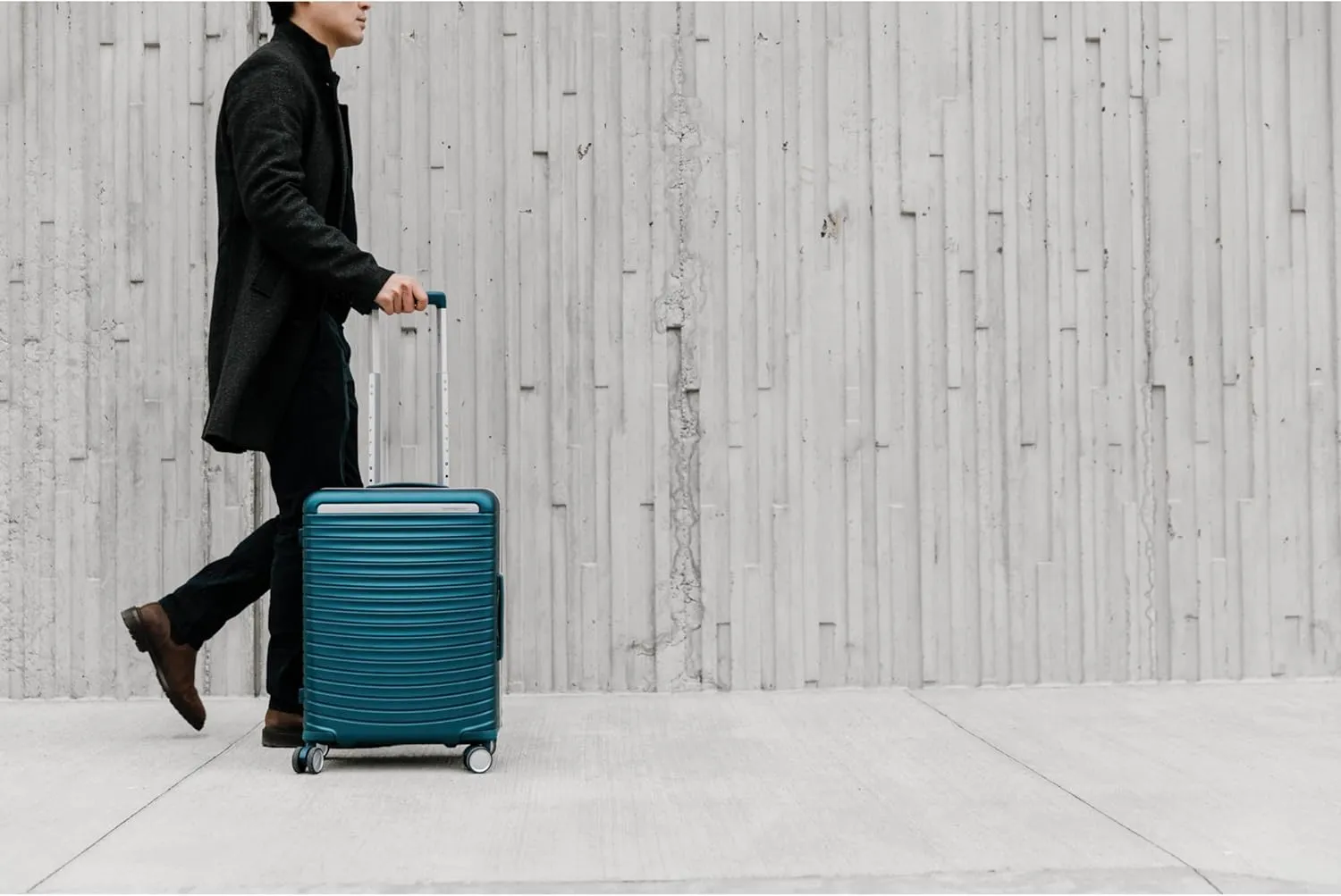 Framelock Max 29" Large Checked Hardshell Zipperless Luggage - Highly Secure Integrated Eazylock Mechanism - RightHeight Adjustable Handle - 360 Spinner Wheels - Airline Approved - Emerald Teal