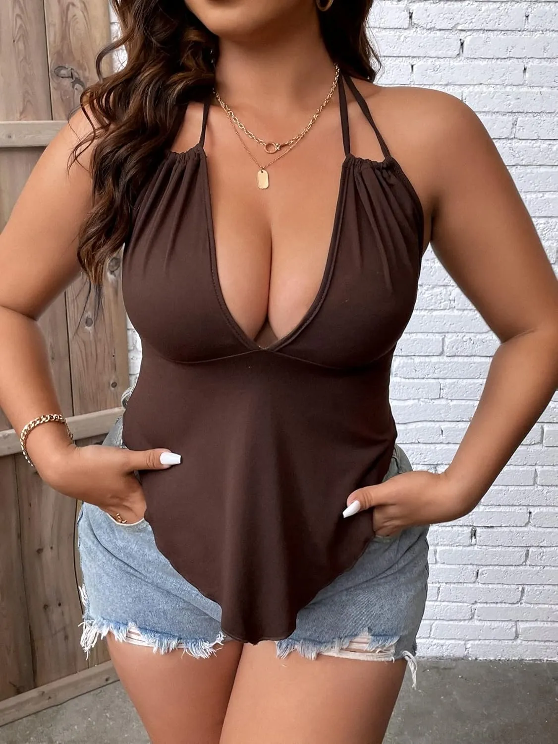 SOLY HUX Women's Plus Size Halter Tie Backless Asymmetrical Hem Sexy Cami Tops
