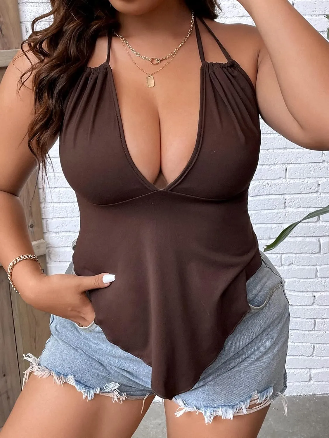 SOLY HUX Women's Plus Size Halter Tie Backless Asymmetrical Hem Sexy Cami Tops