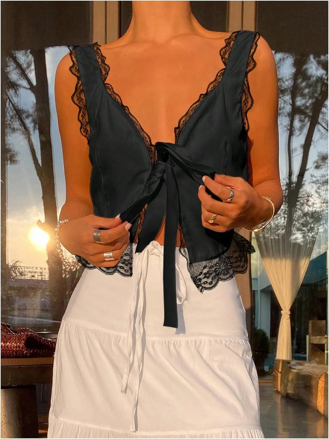 SOLY HUX Women's Y2k Lace Trim Open Tie Front Tank Top V Neck Sleeveless Tops