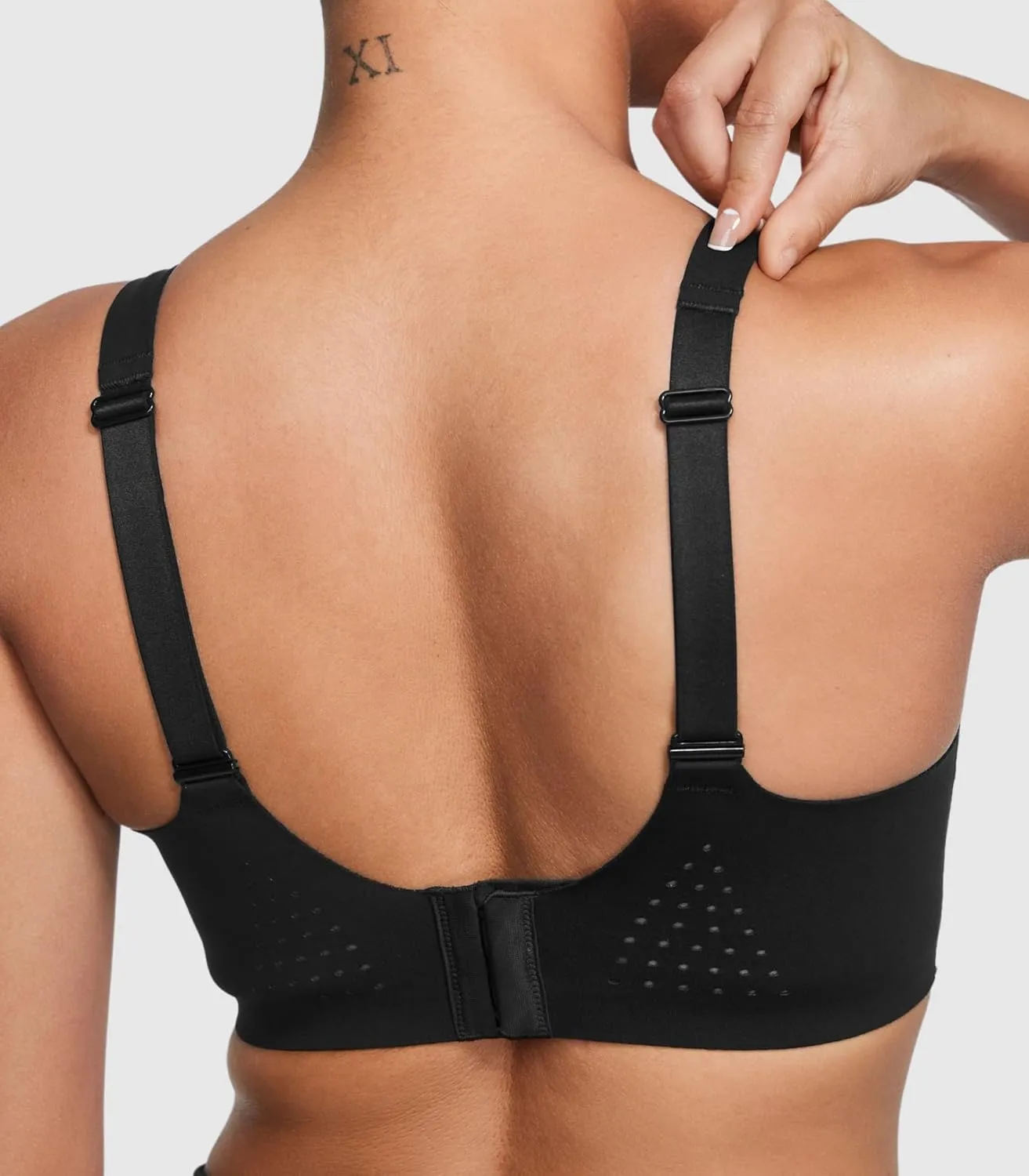 Victoria's Secret Women's VSX Featherweight Max Sports Bra, High Impact Wireless (32A-38DD)