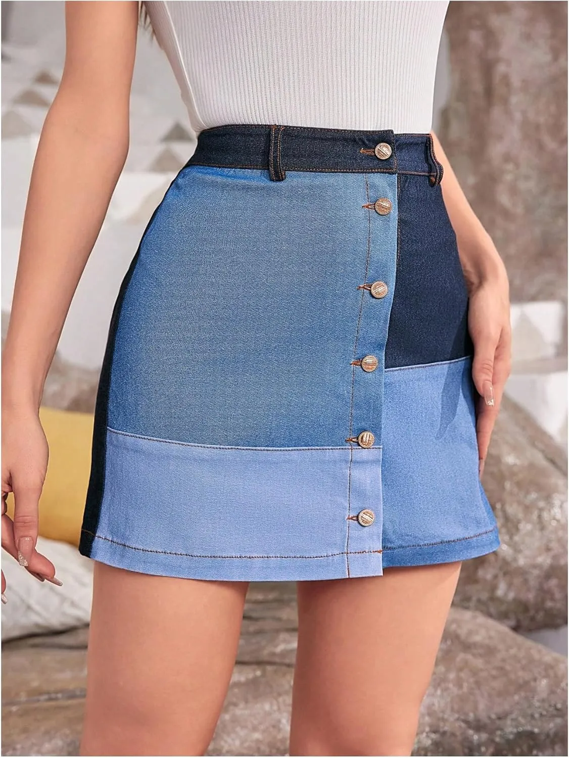WDIRARA Women's Color Block Bodycon Denim Skirt Button Front High Waisted A Line Jean Skirts