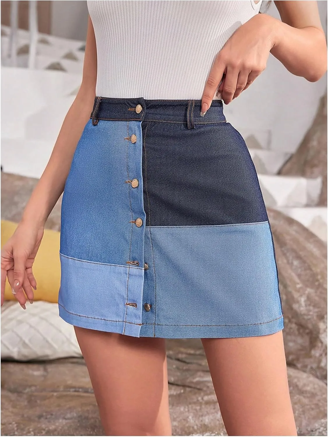 WDIRARA Women's Color Block Bodycon Denim Skirt Button Front High Waisted A Line Jean Skirts